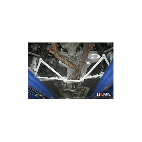 Renfort inférieur arrière 8 points Ultra Racing pour BMW M3 F80 / M4 F8x