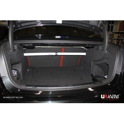Barre anti rapprochement arrière Ultra Racing pour BMW M3 F80 / M4 F82
