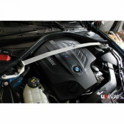 Barre anti rapprochement avant Ultra Racing pour BMW M2 / 235i / 240i F2x et 335i / 340i F3x
